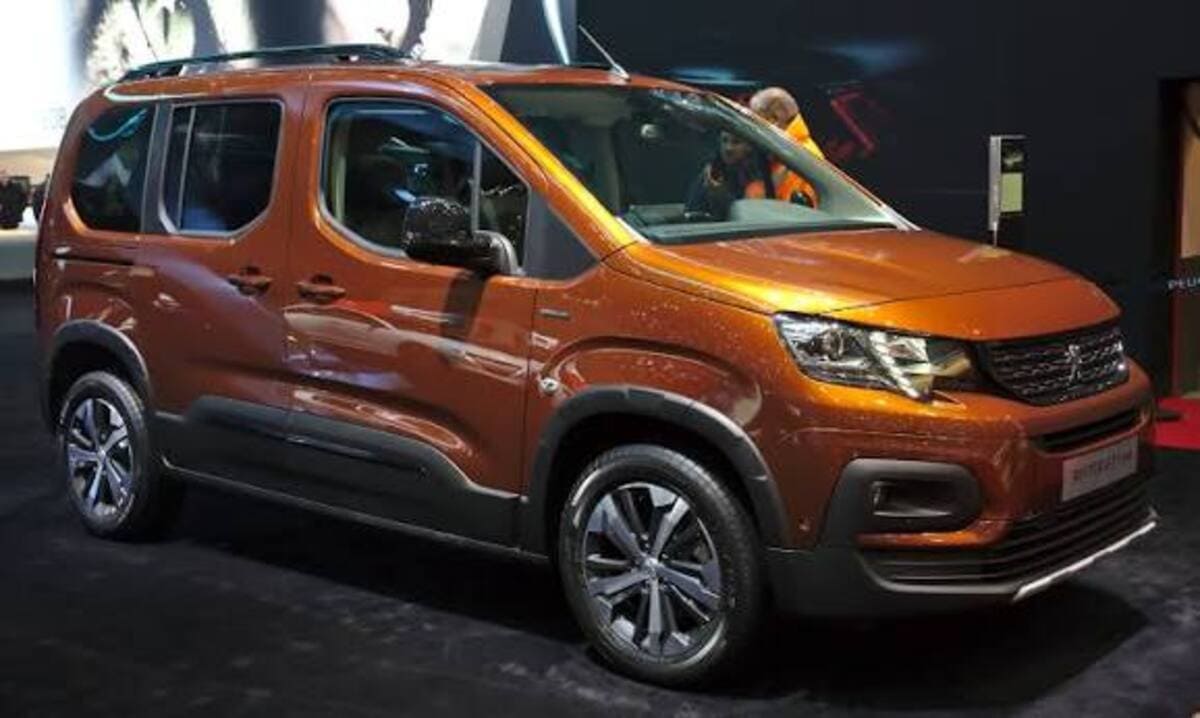Peugeot Rifter - 2025 TOP - pronksikarva kaubik esinduses